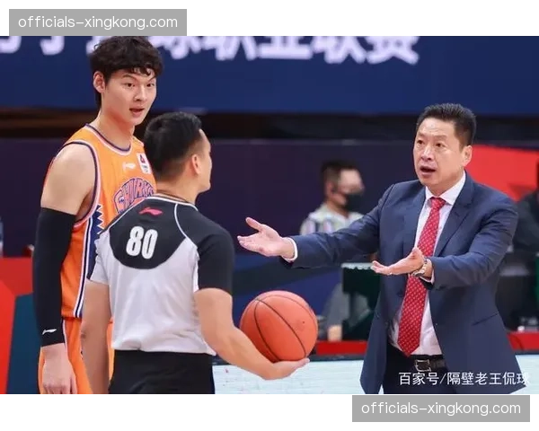 李春江坚持原有轮换，上海攻防效率均列联盟前二